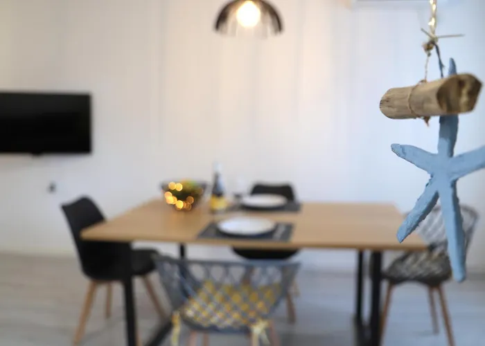 марго Апартаменты *